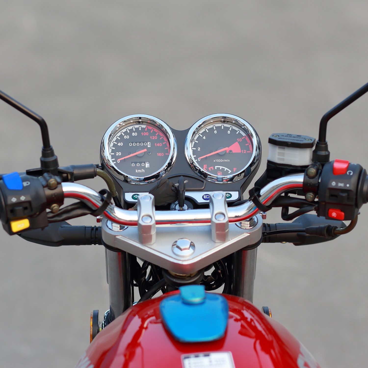 EN125