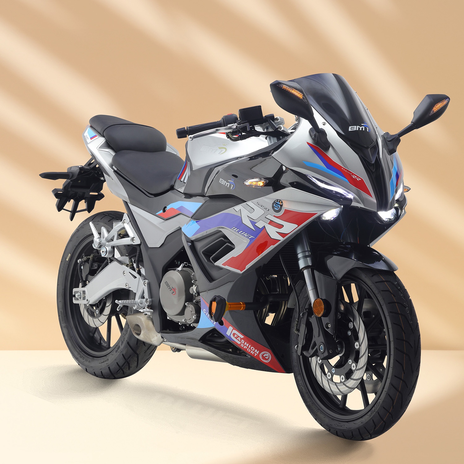 BMW 200cc